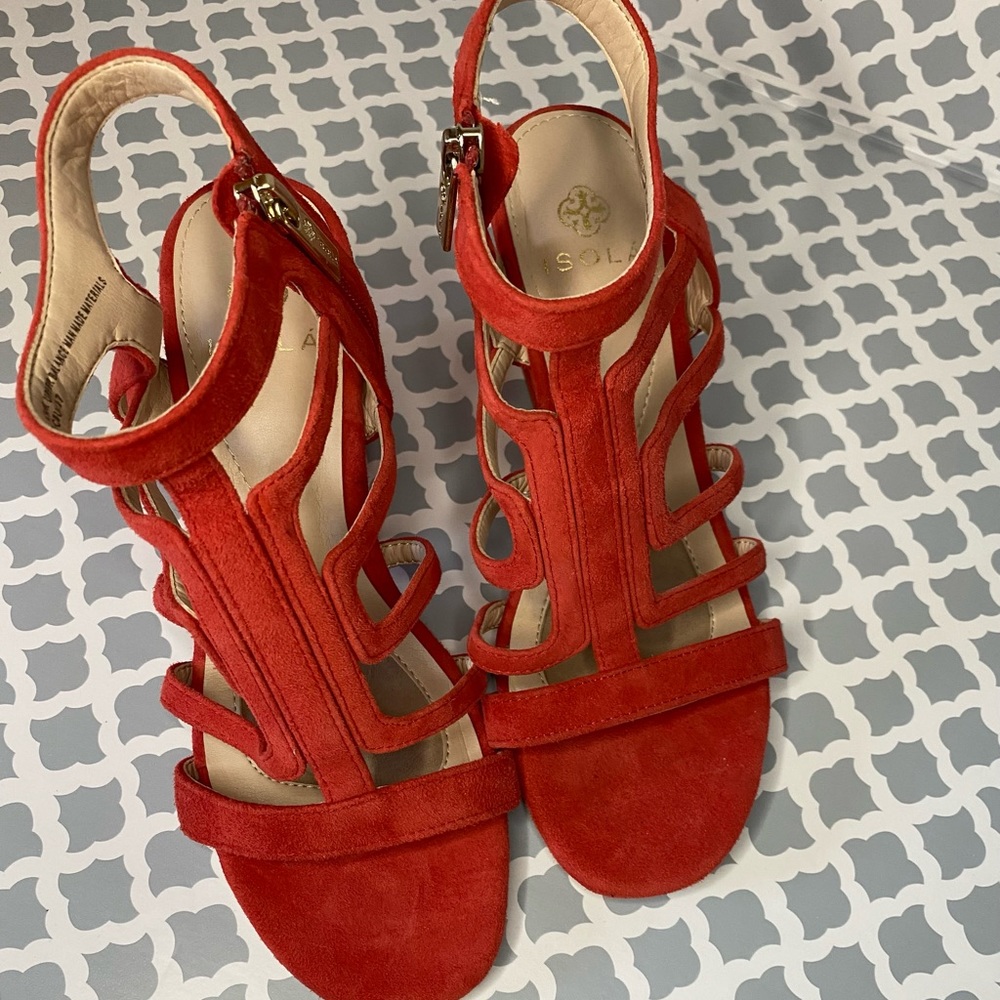 🧡Isola Heels🧡